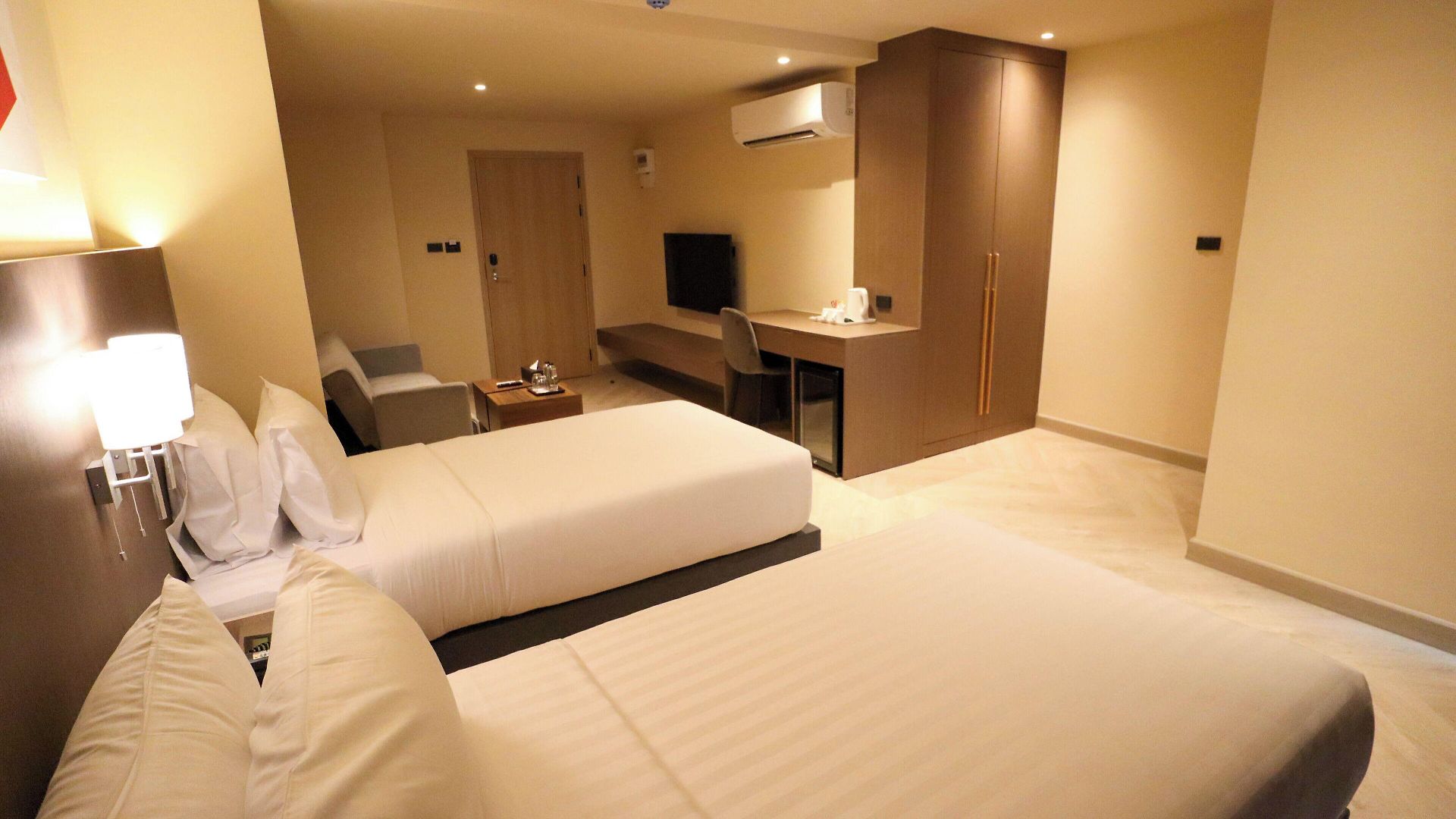 โรงแรม The One Cozy Living