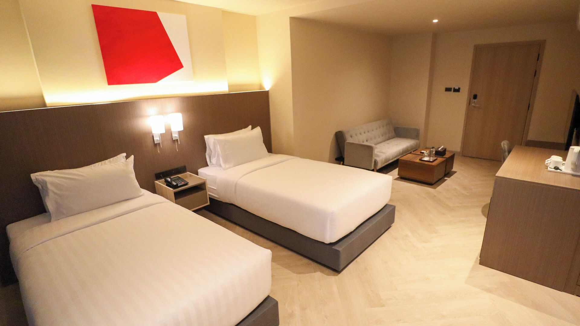 The One Cozy Living โรงแรม