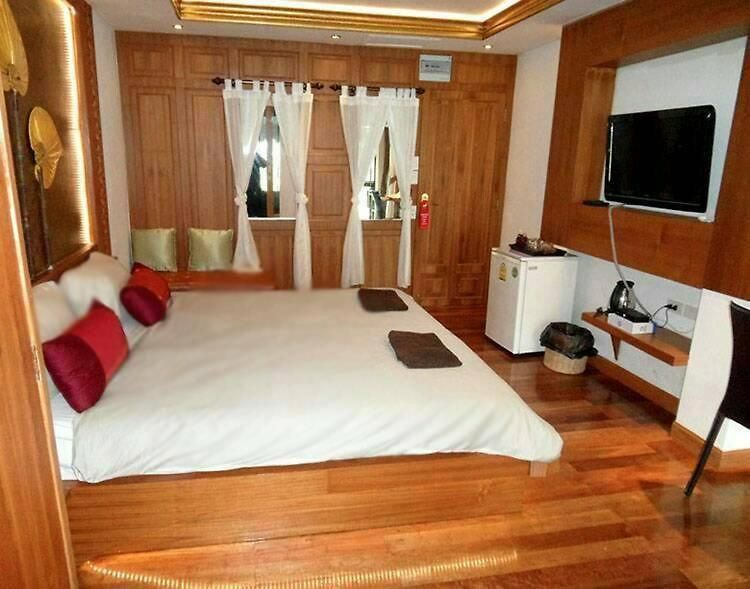 Dolphinplace 4* Pattaya