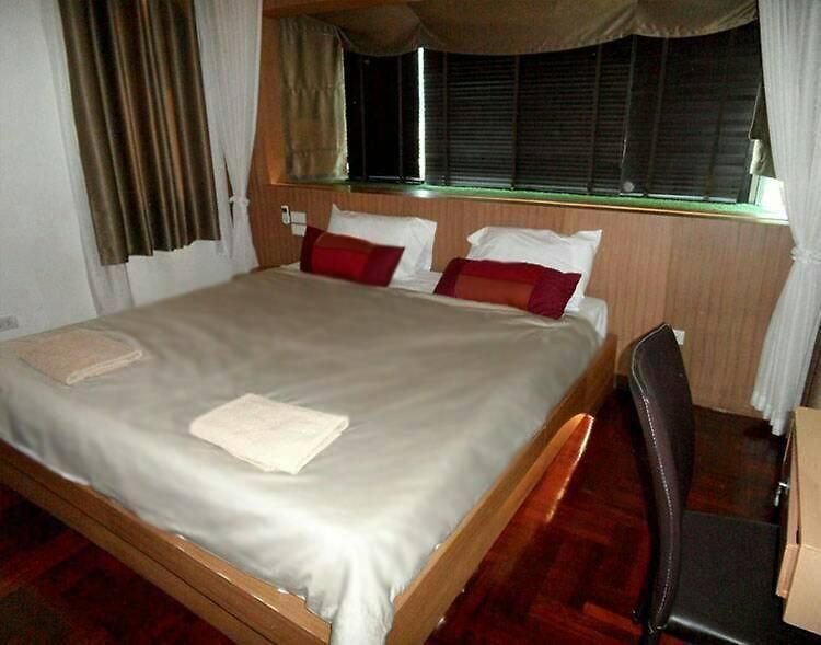 Dolphinplace โรงแรม