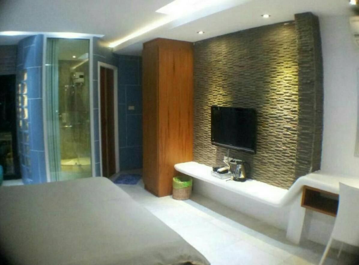 Dolphinplace 4*