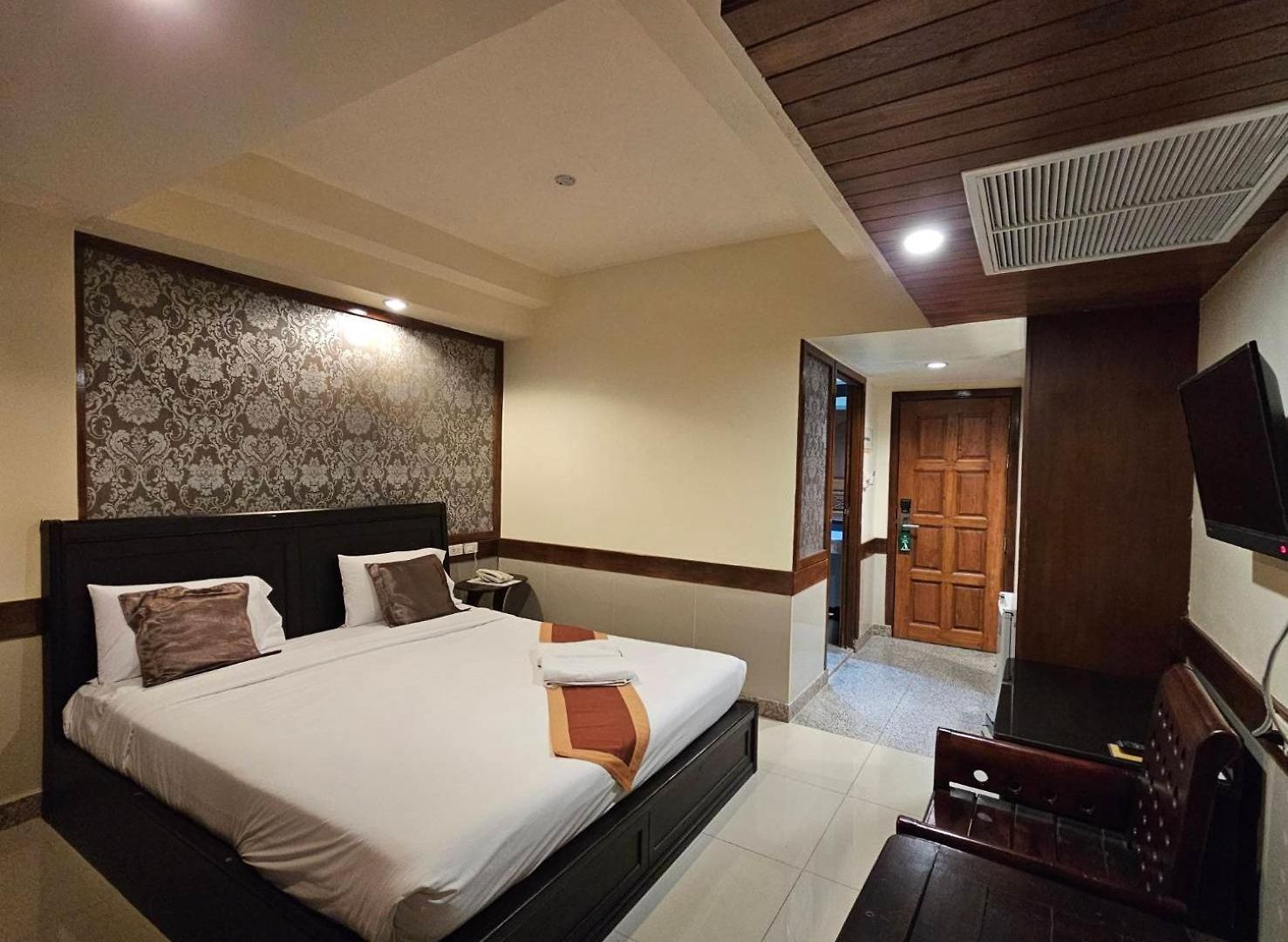 โรงแรม Boutique Bravo 3*