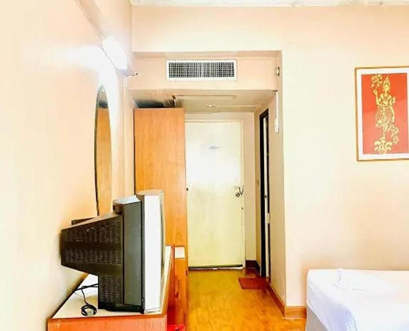 Safari Riviera โรงแรม 3*