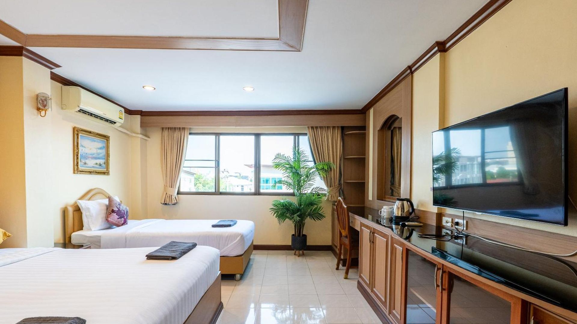 La Casa South โรงแรม Pattaya
