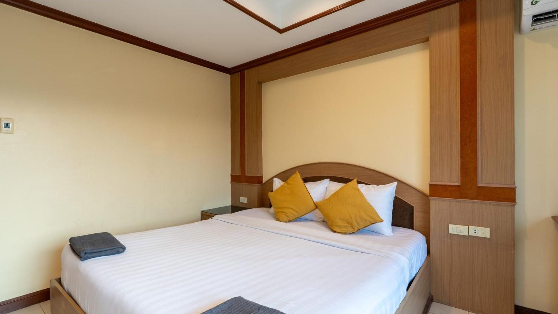 La Casa South 3*