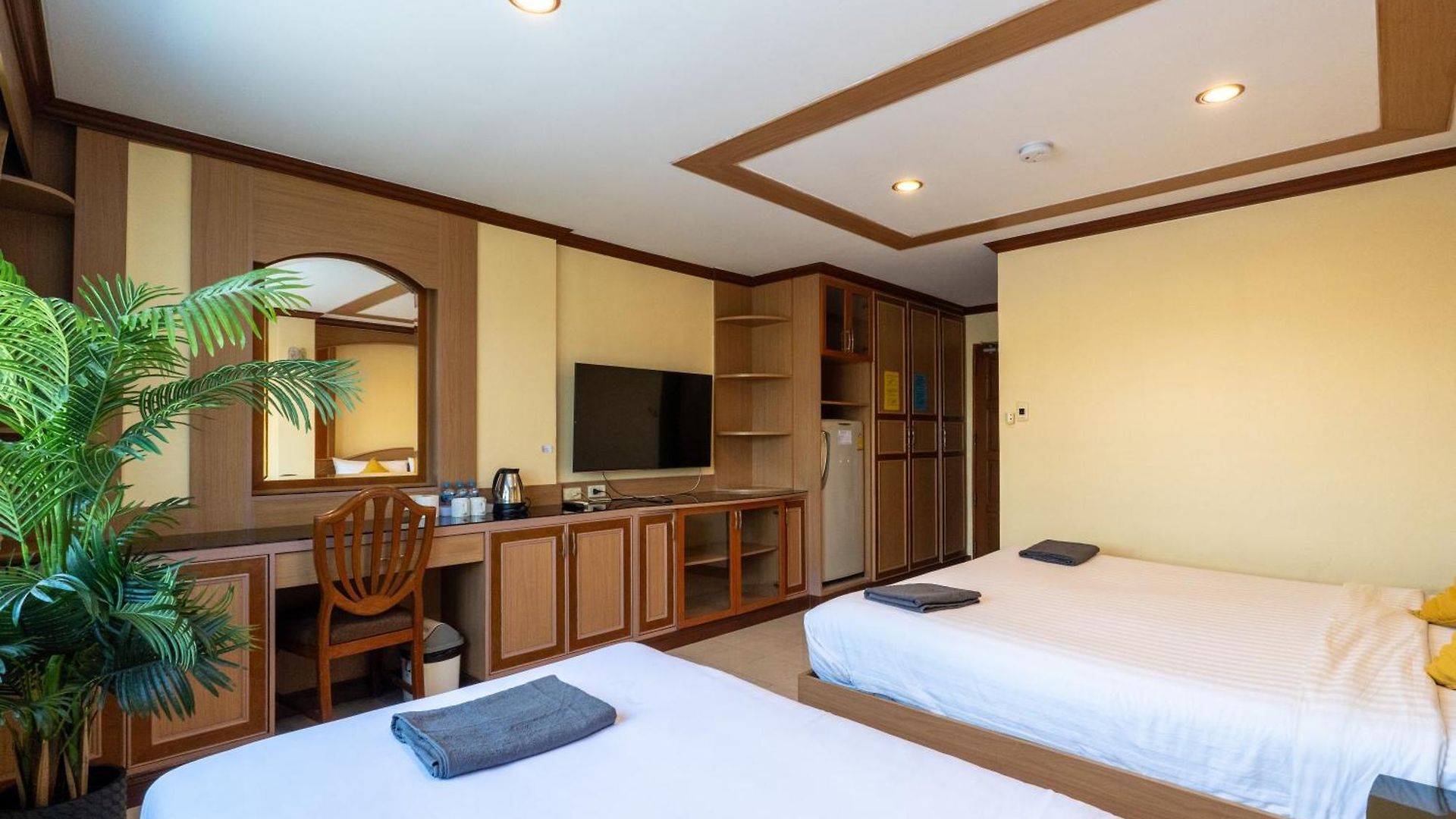 La Casa South โรงแรม 3*