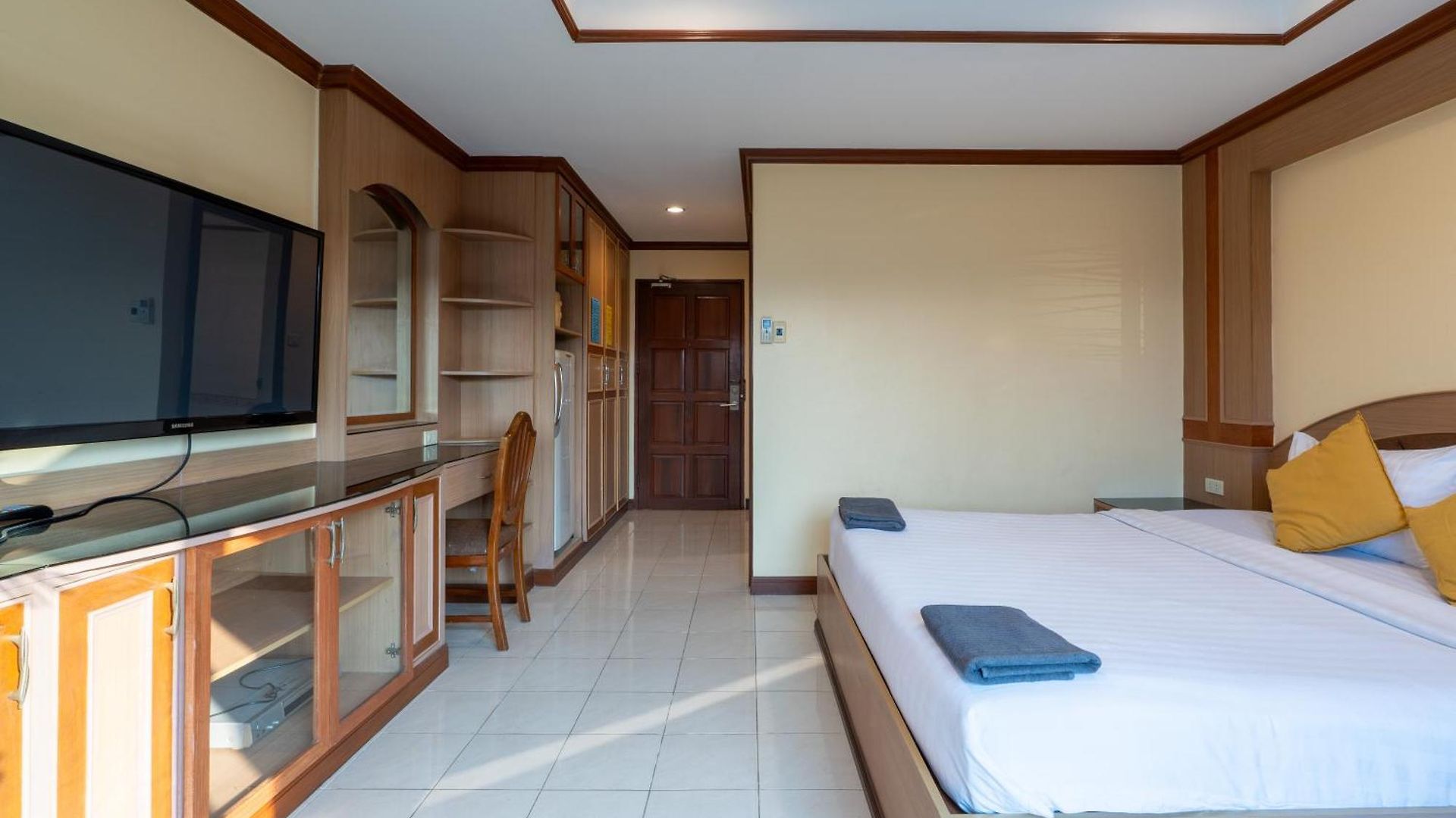 La Casa South โรงแรม Pattaya