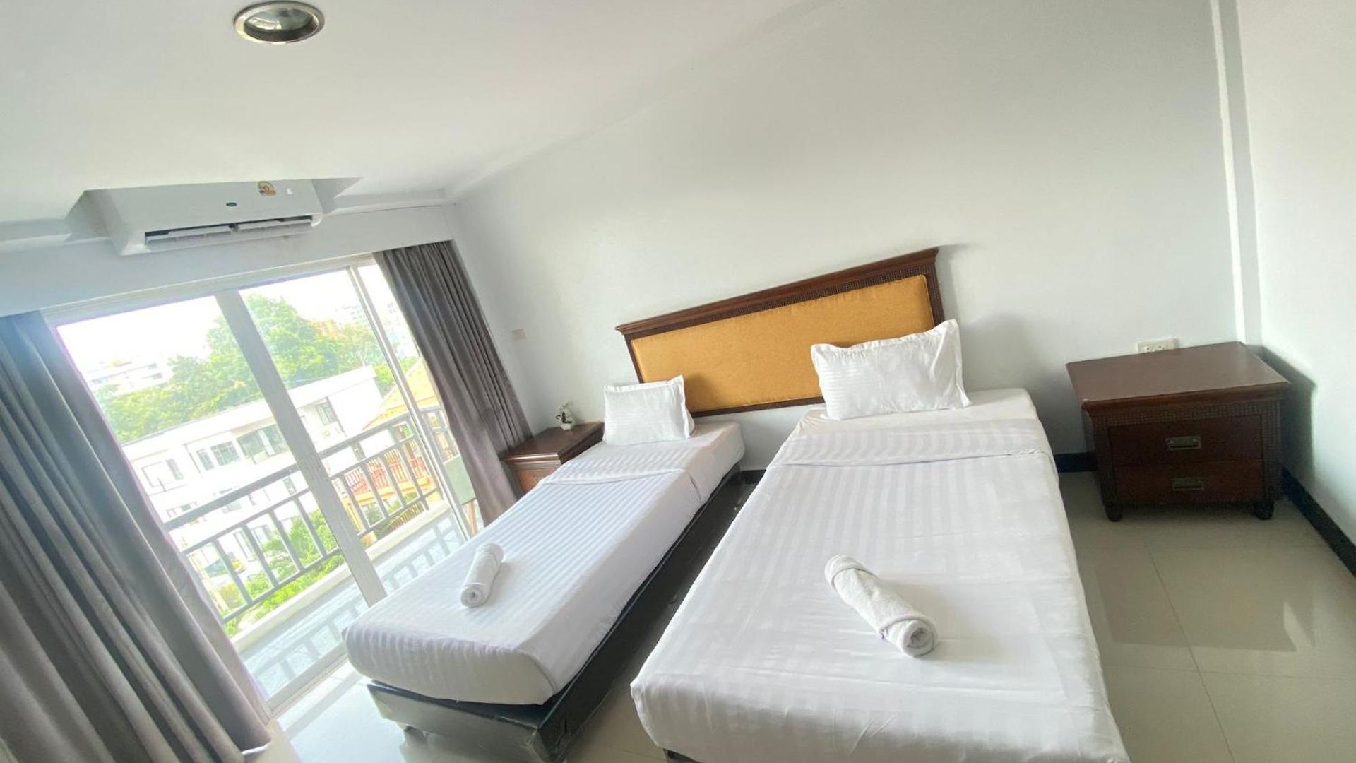 โรงแรม Somta Pattaya