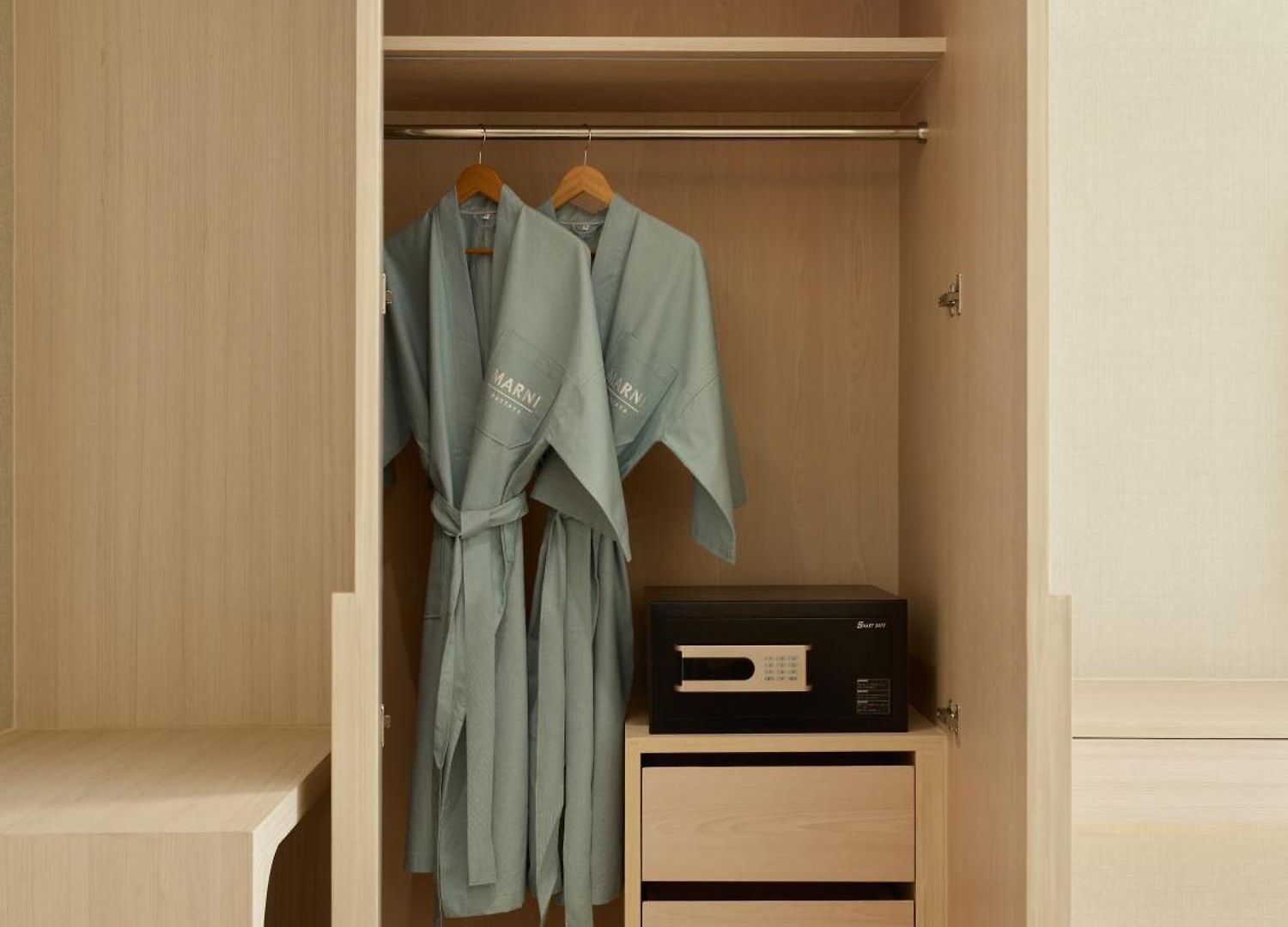 โรงแรม Marni 4*