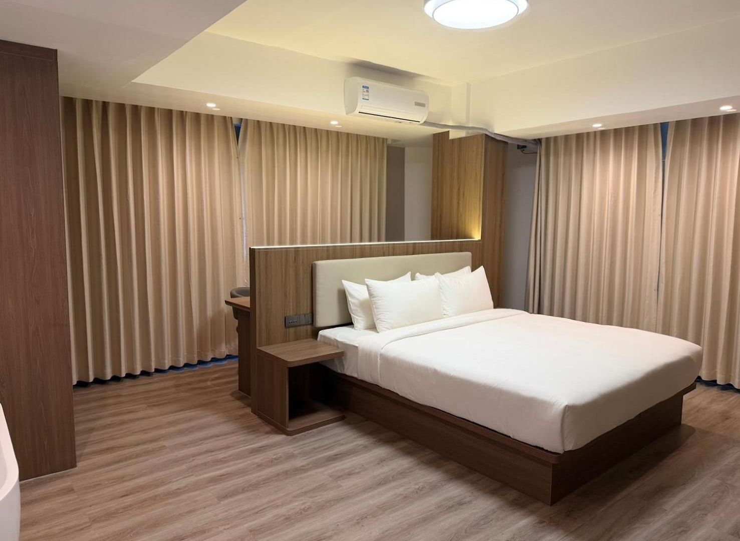 Star โรงแรม 3*