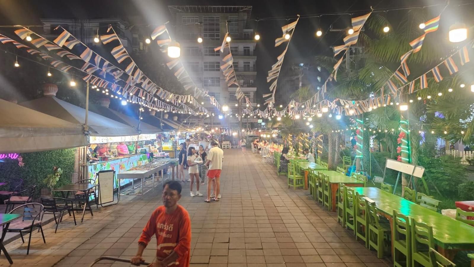 โรงแรม Somta 3*