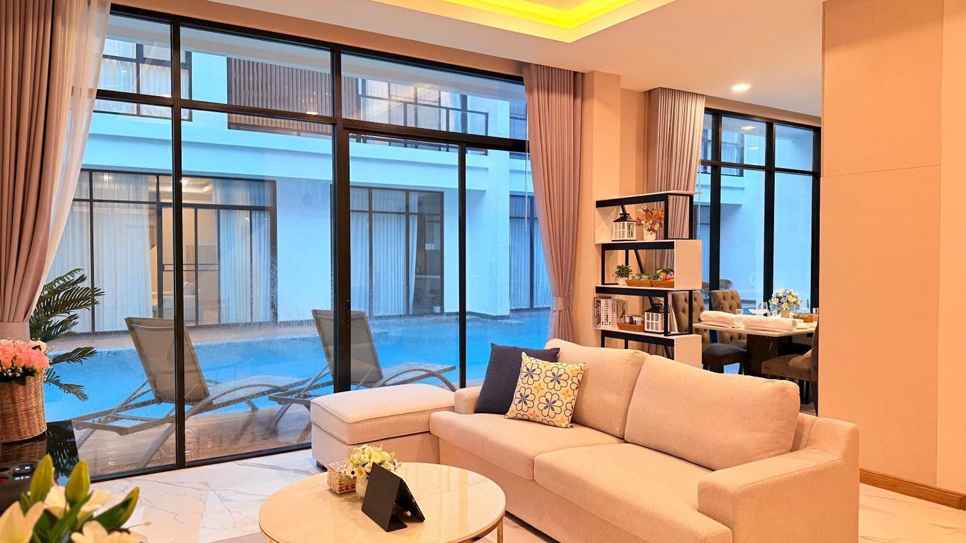 Chilla Villa