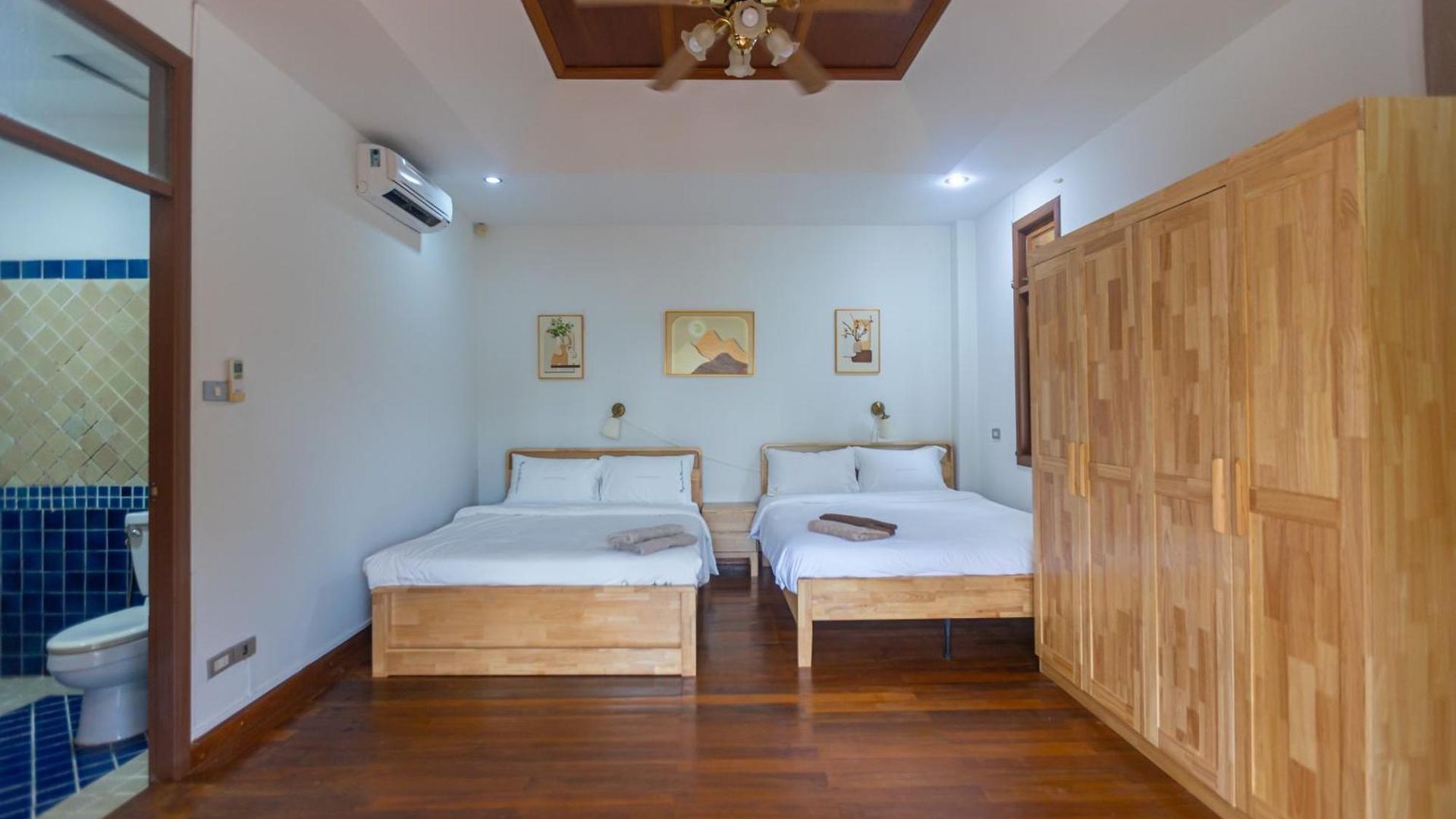 The Midas Pool 4br Thai Stye Bbq Terrace Phatumnak Hill Pattaya