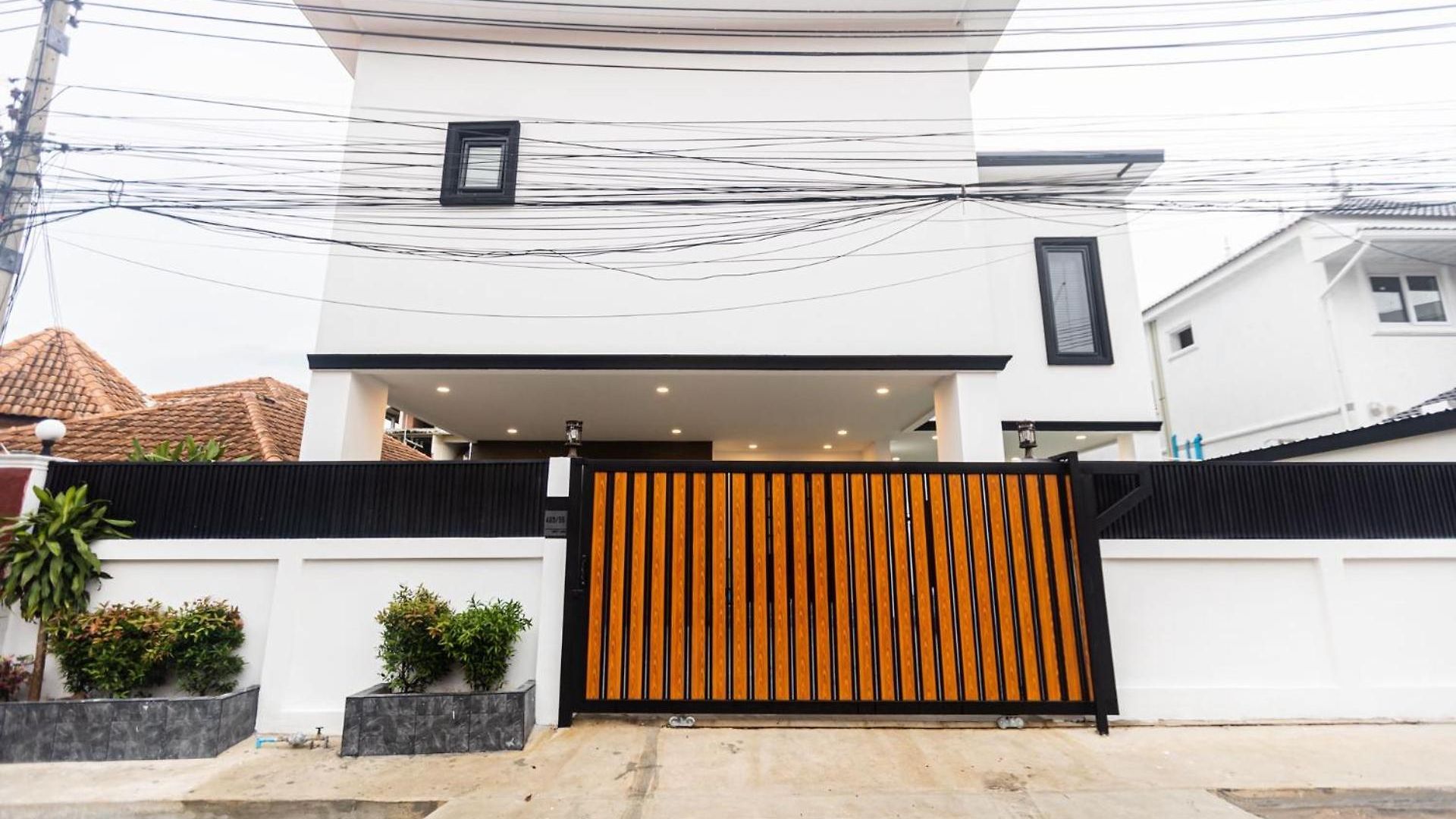 Lune&palm Pool 6br Outdoor Bbq Terrace Swimming Pool วิลล่า