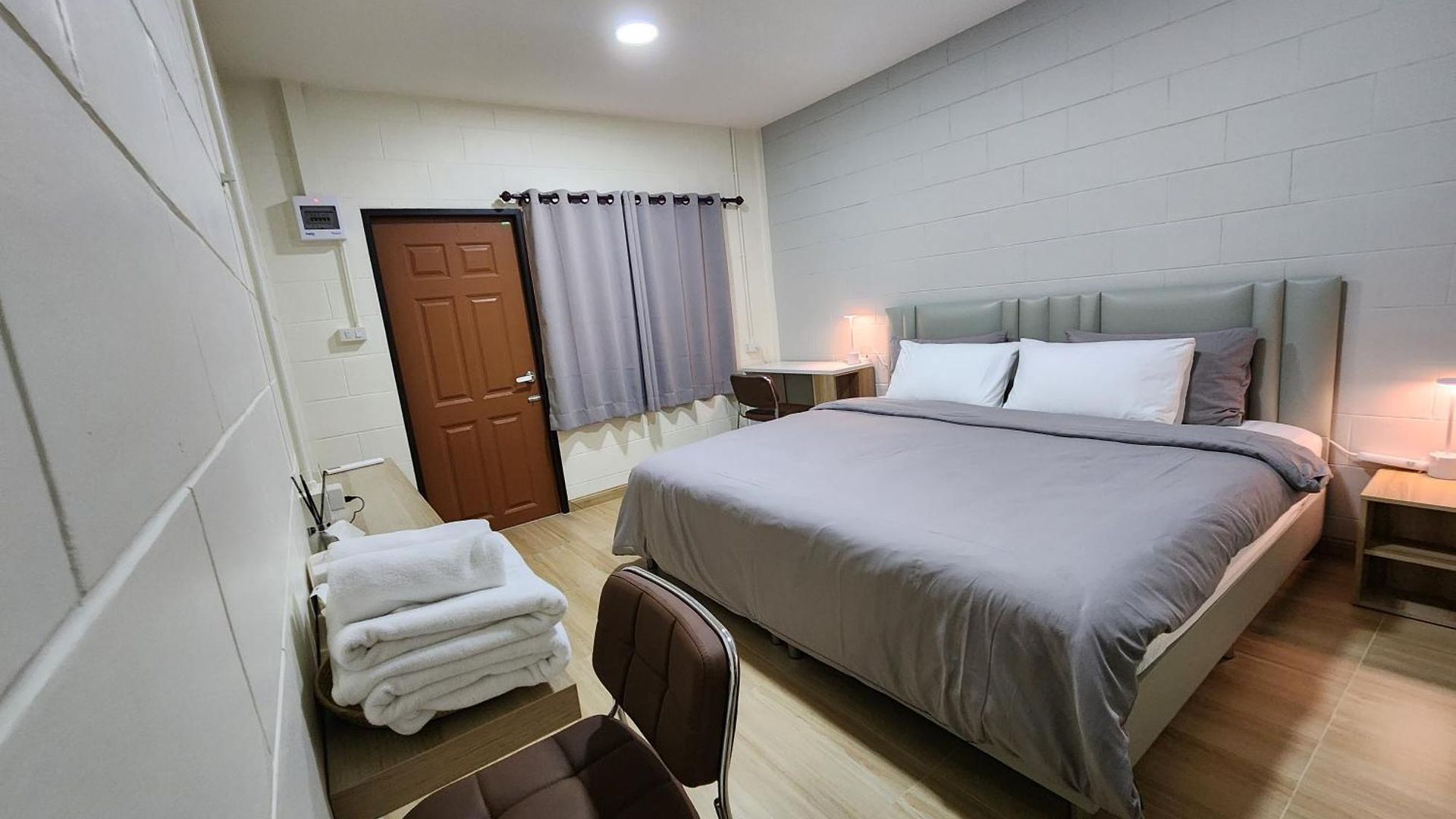 78'shometel 102 Superking Size Bed Pattaya