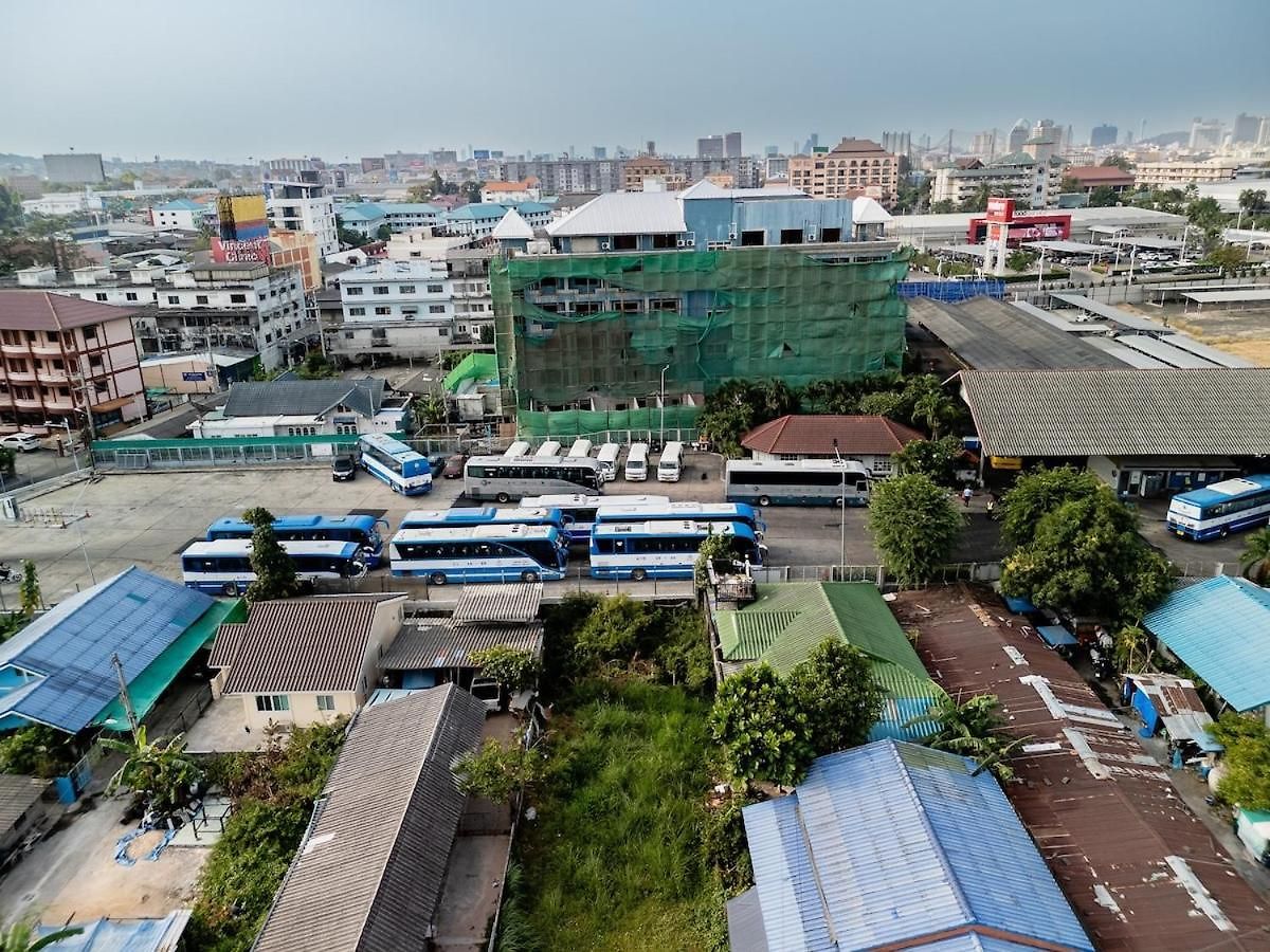 Full House 2br Near Bus Station North วันหยุดที่บ้าน *