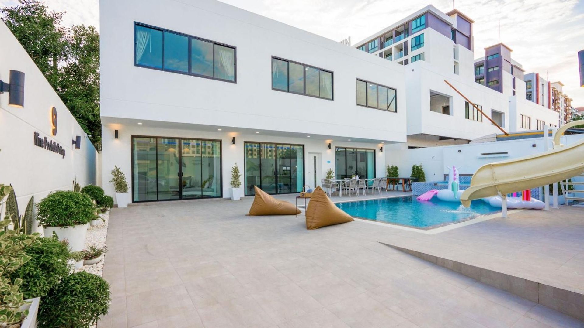 Nine9 Luxury Poolvilla Walking Street 3 Bedrooms