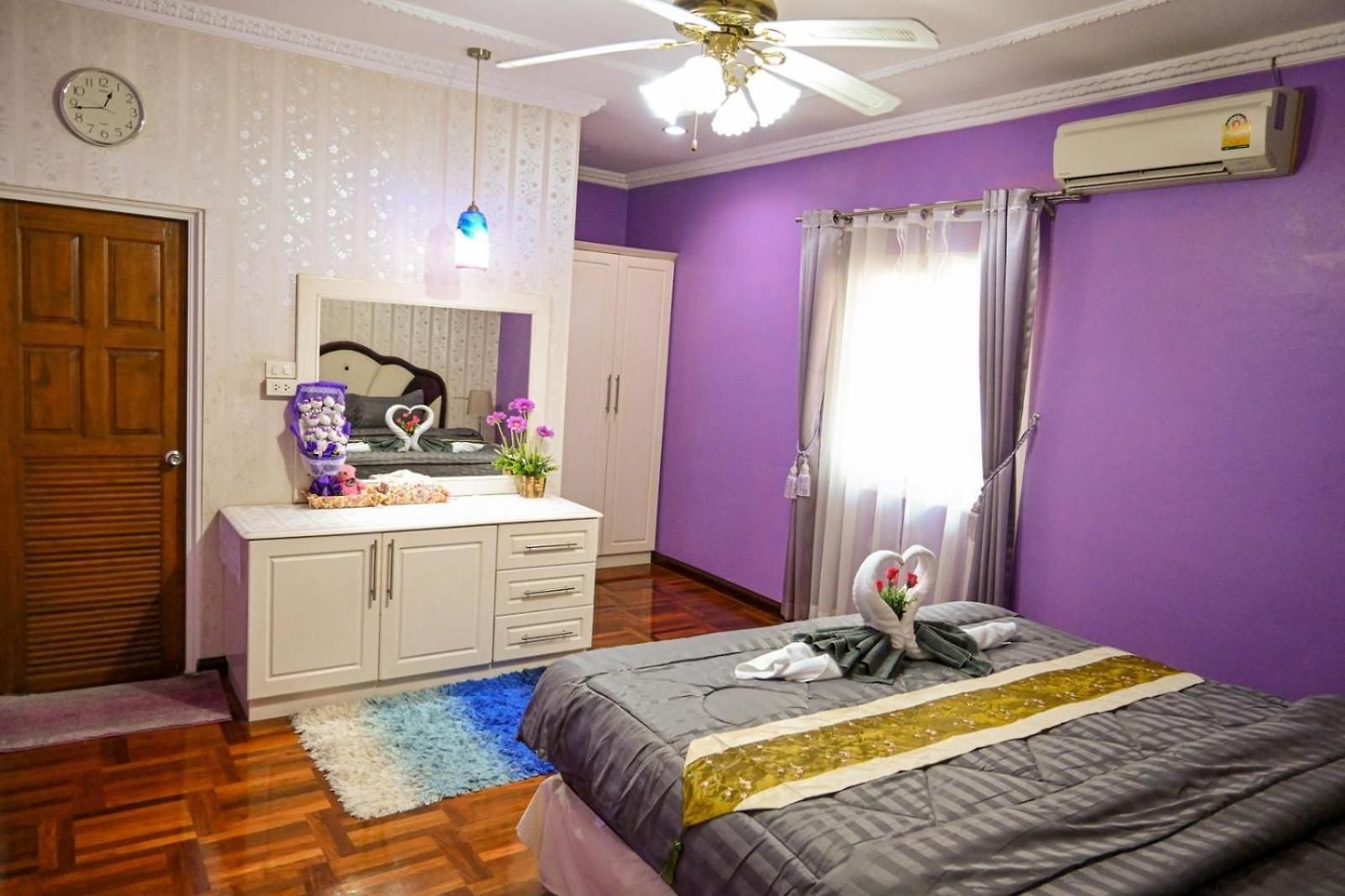 4 Bhk * Pattaya