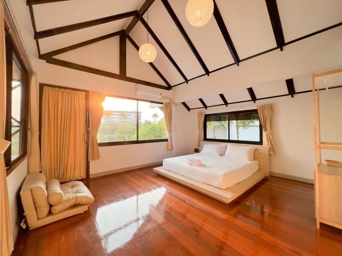 Saga Pool House 5br, 200m From *