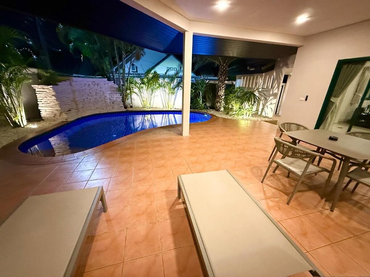 วิลล่า Newly Renovated - 2 Bedroom - Private Pool Villa, Centre *