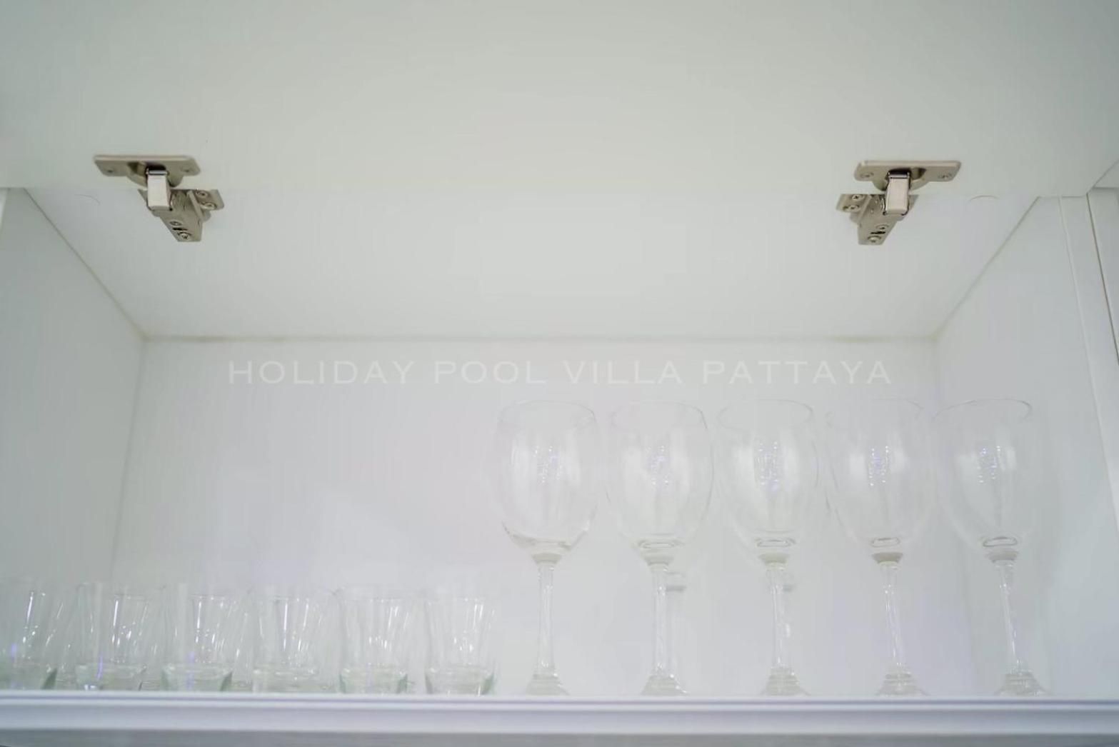 Villa Pool