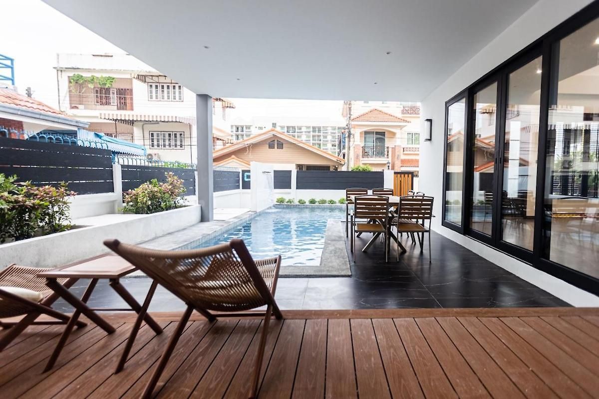 Newly Dec Pool Table Ktv Bbq Terrace Outdoor 5br Swimming Pool วิลล่า Pattaya
