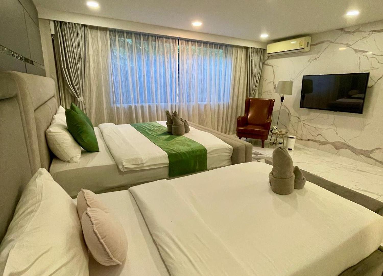 Youth Journey Six-bedroom Pool วิลล่า