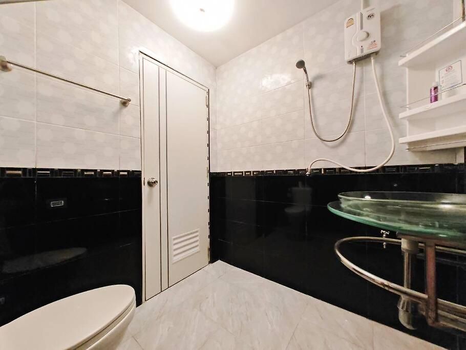 Holiday home ## Friendly Space Townhouse Walking Street And 2km ## Pattaya