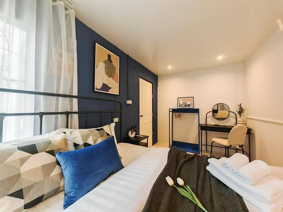 ## Friendly Space Townhouse Walking Street And 2km ## * Pattaya