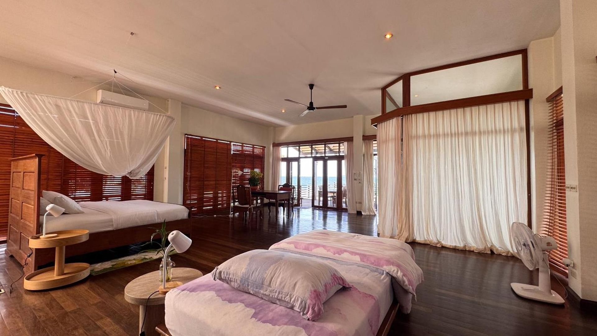 วันหยุดที่บ้าน Tiki House