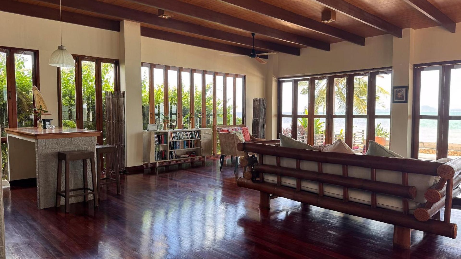 Tiki House * Pattaya