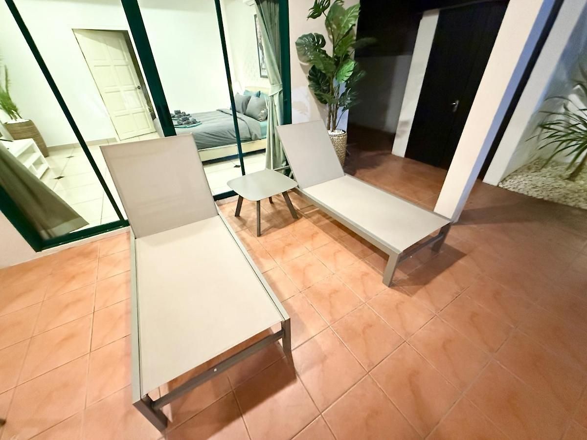 วิลล่า Newly Renovated - 2 Bedroom - Private Pool Villa, Centre