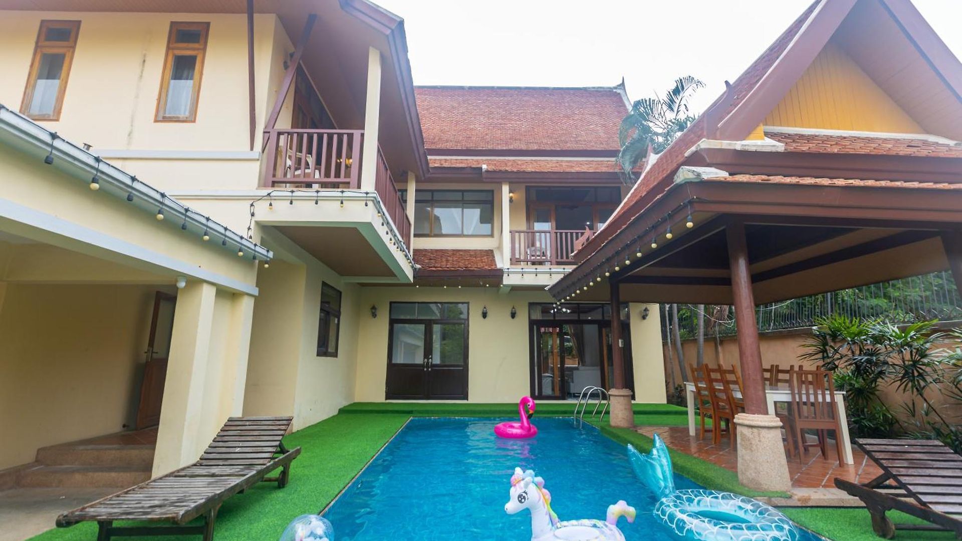 The Midas Pool 4br Thai Stye Bbq Terrace Phatumnak Hill วันหยุดที่บ้าน
