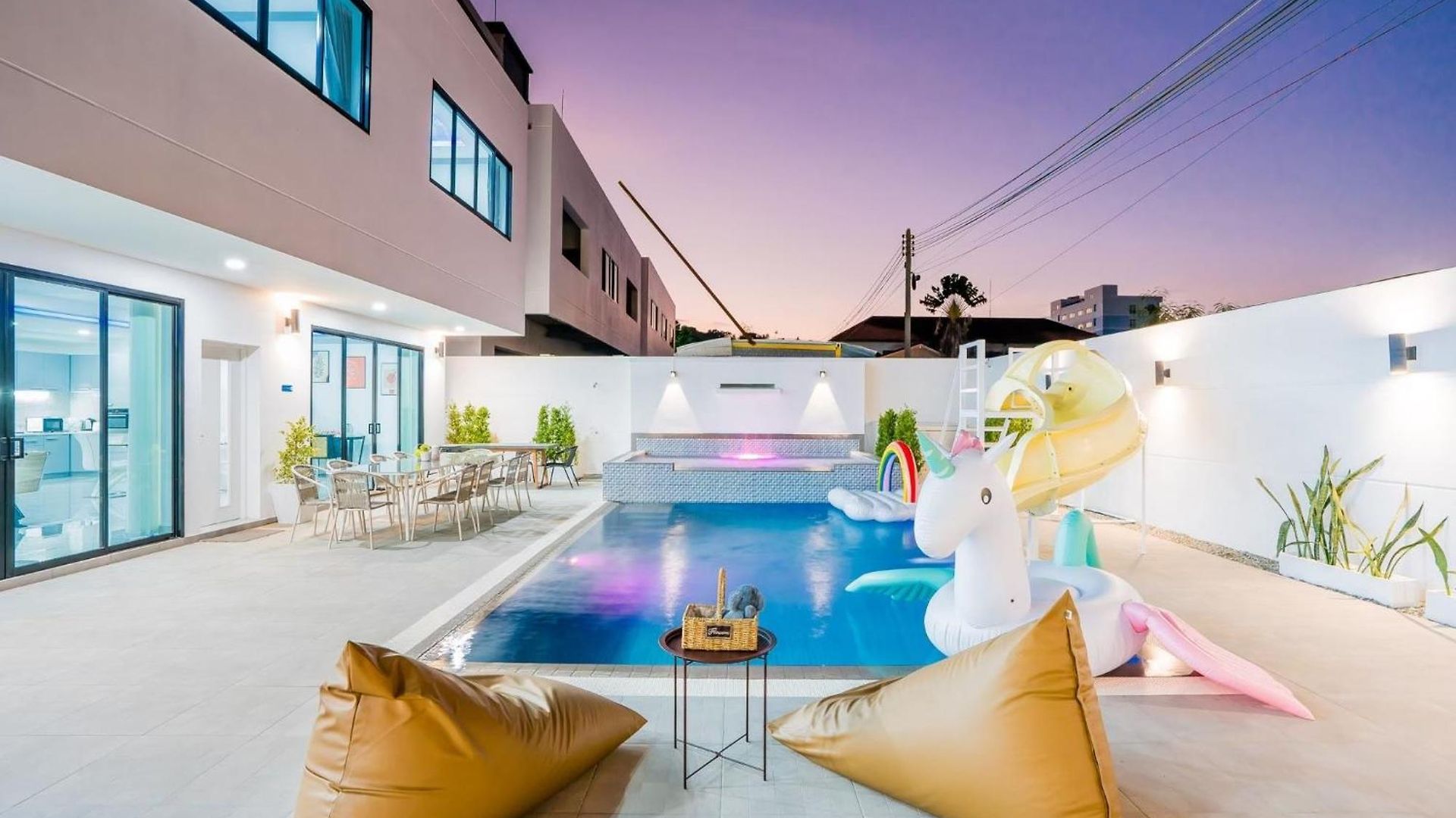 Nine9 Luxury Poolvilla Walking Street 3 Bedrooms Pattaya