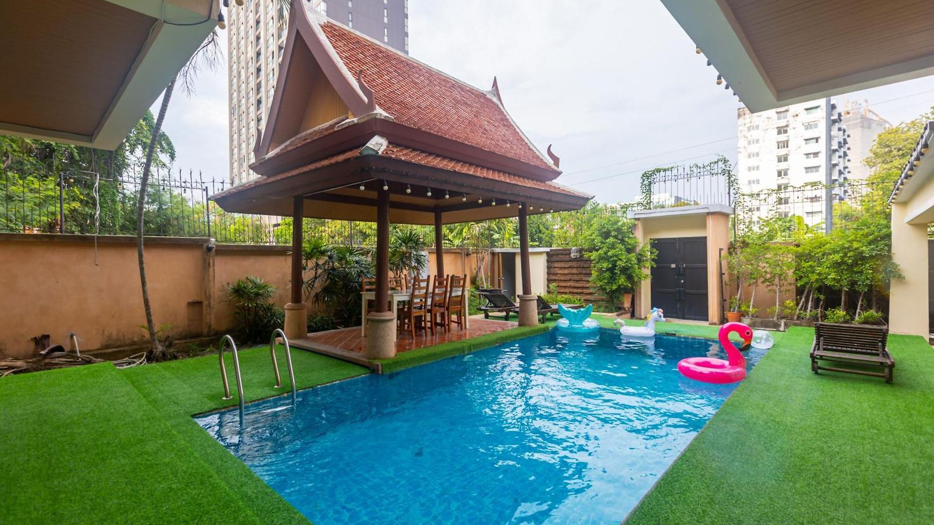 The Midas Pool 4br Thai Stye Bbq Terrace Phatumnak Hill