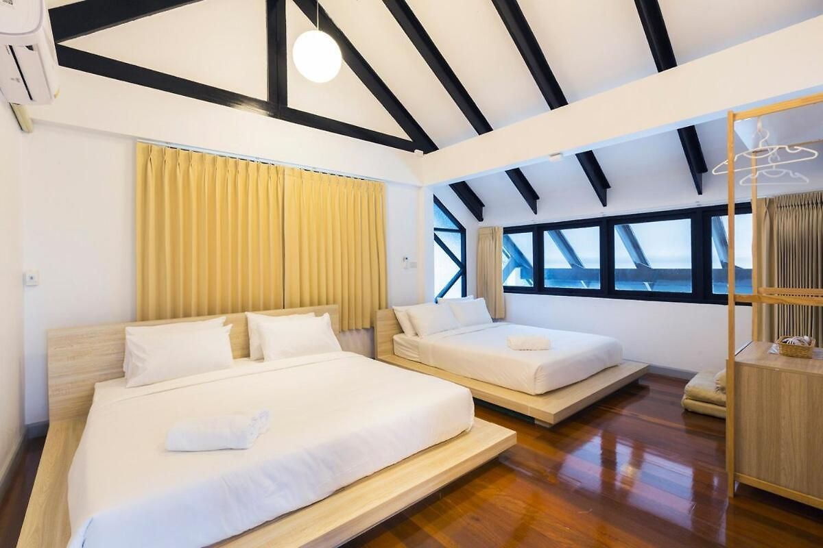 Saga Pool House 5br, 200m From