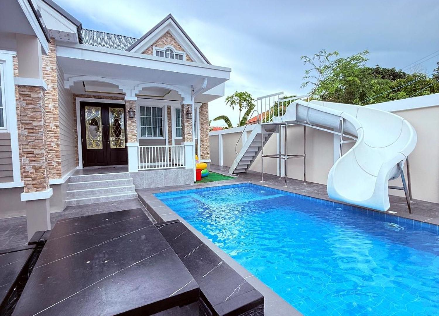Pool 3br Slide Karaoke
