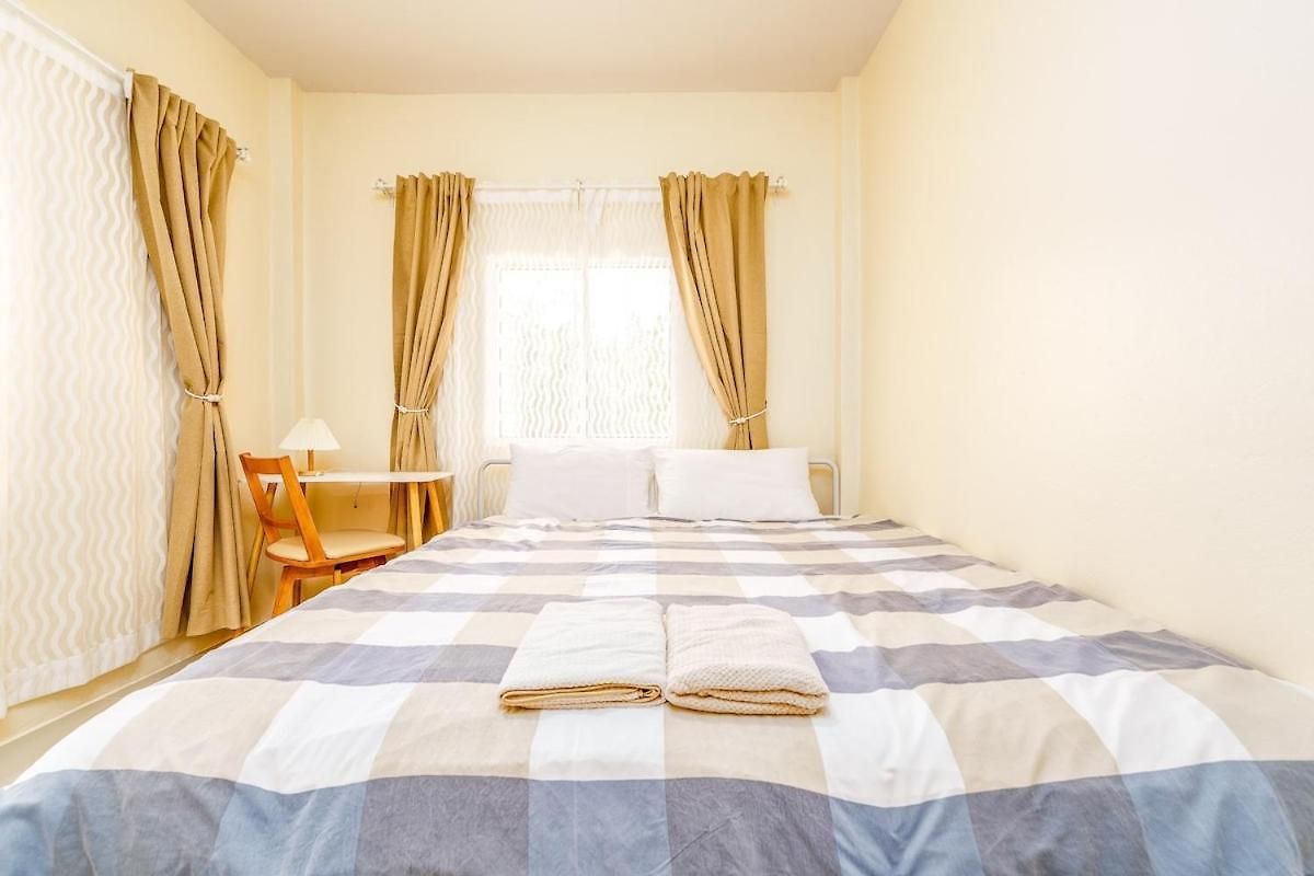 วันหยุดที่บ้าน Full House 2br Near Bus Station North *