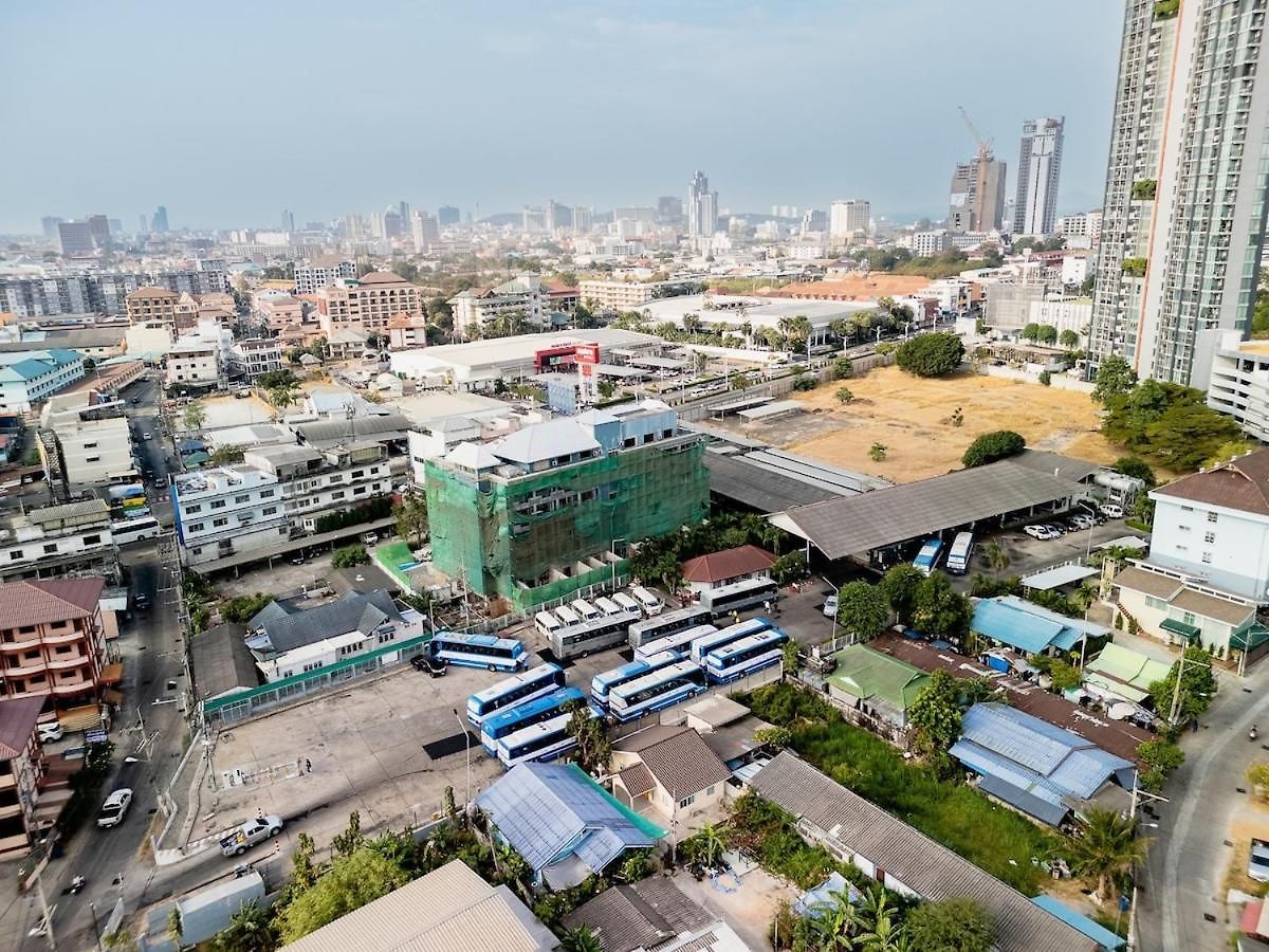 วันหยุดที่บ้าน Full House 2br Near Bus Station North *