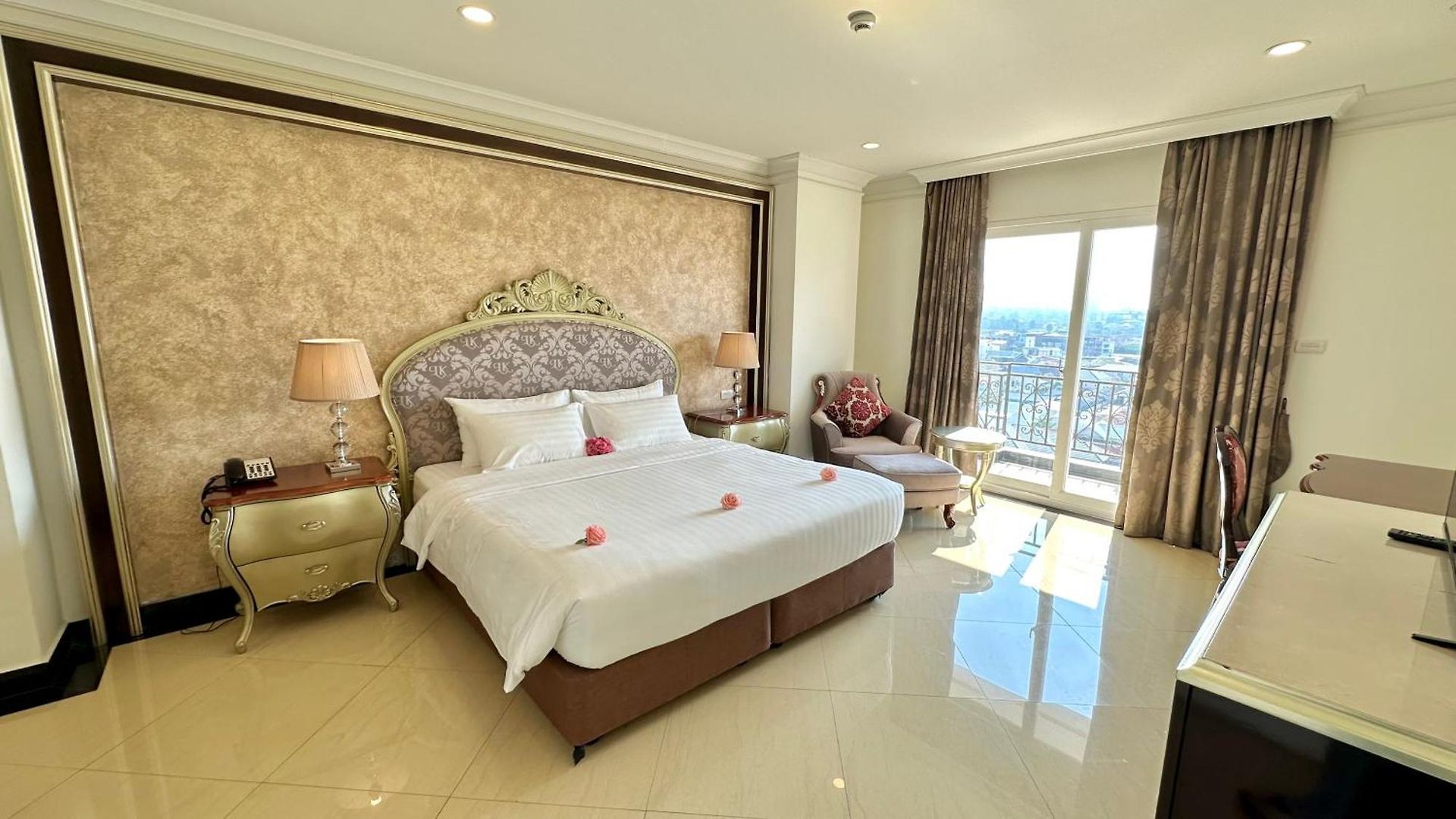 Lk Crystal * Pattaya