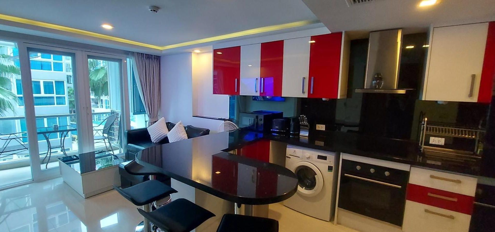 Grand Avenue Pattaya, 2bed 2baths, Pool-view 66sqm อพาร์ทเม้น