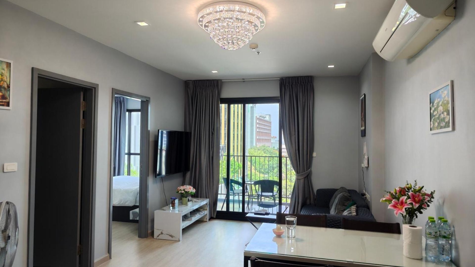 The Base 2 Bedrooms Apartment