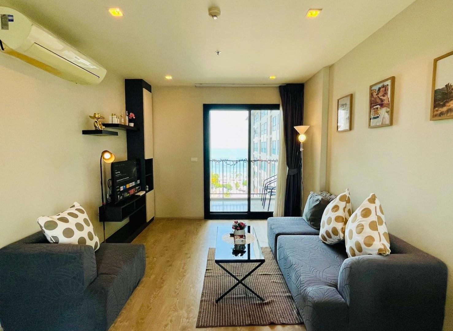 The Base Luxury 2 Bed 2 Bathroomby Numam * Pattaya