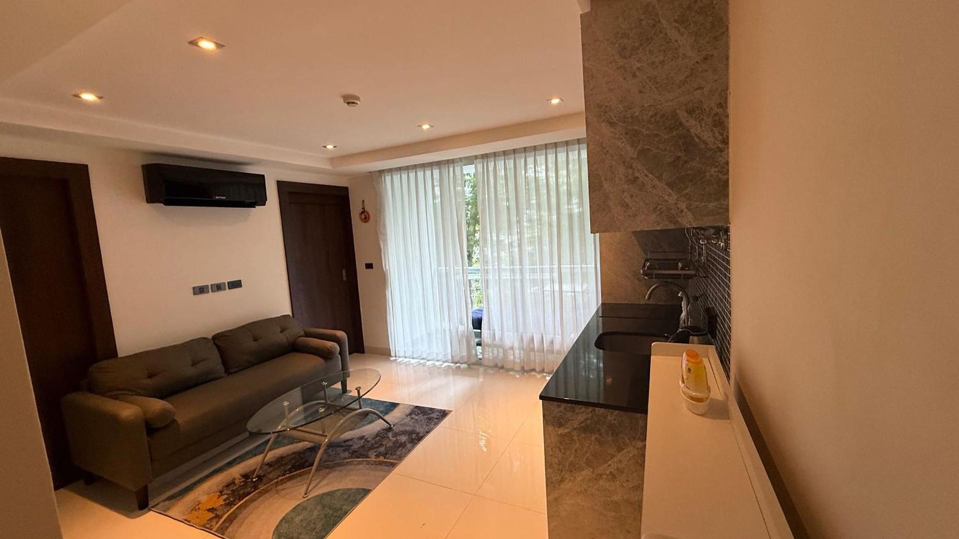 2 Bedrooms With Coffee Machine,gym,rooftop Pool