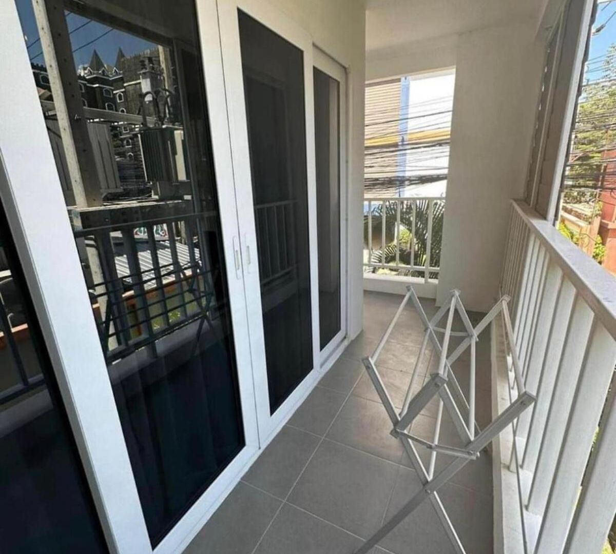 Spacious 1br With Kitchen, Pool, Near Beach, Bars & Eats,gym Near By * Pattaya