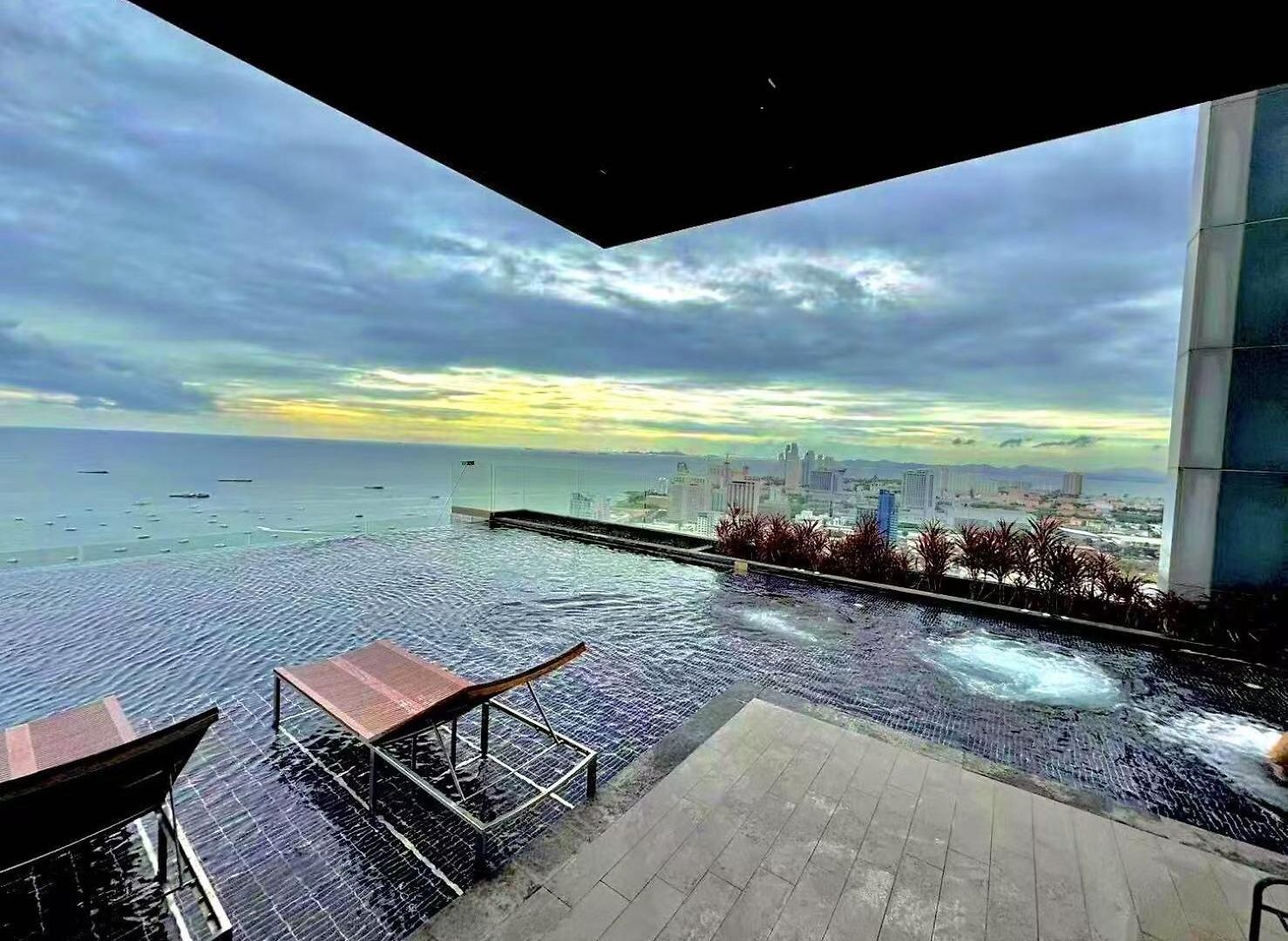 อพาร์ทเม้น Sea Pattaya
