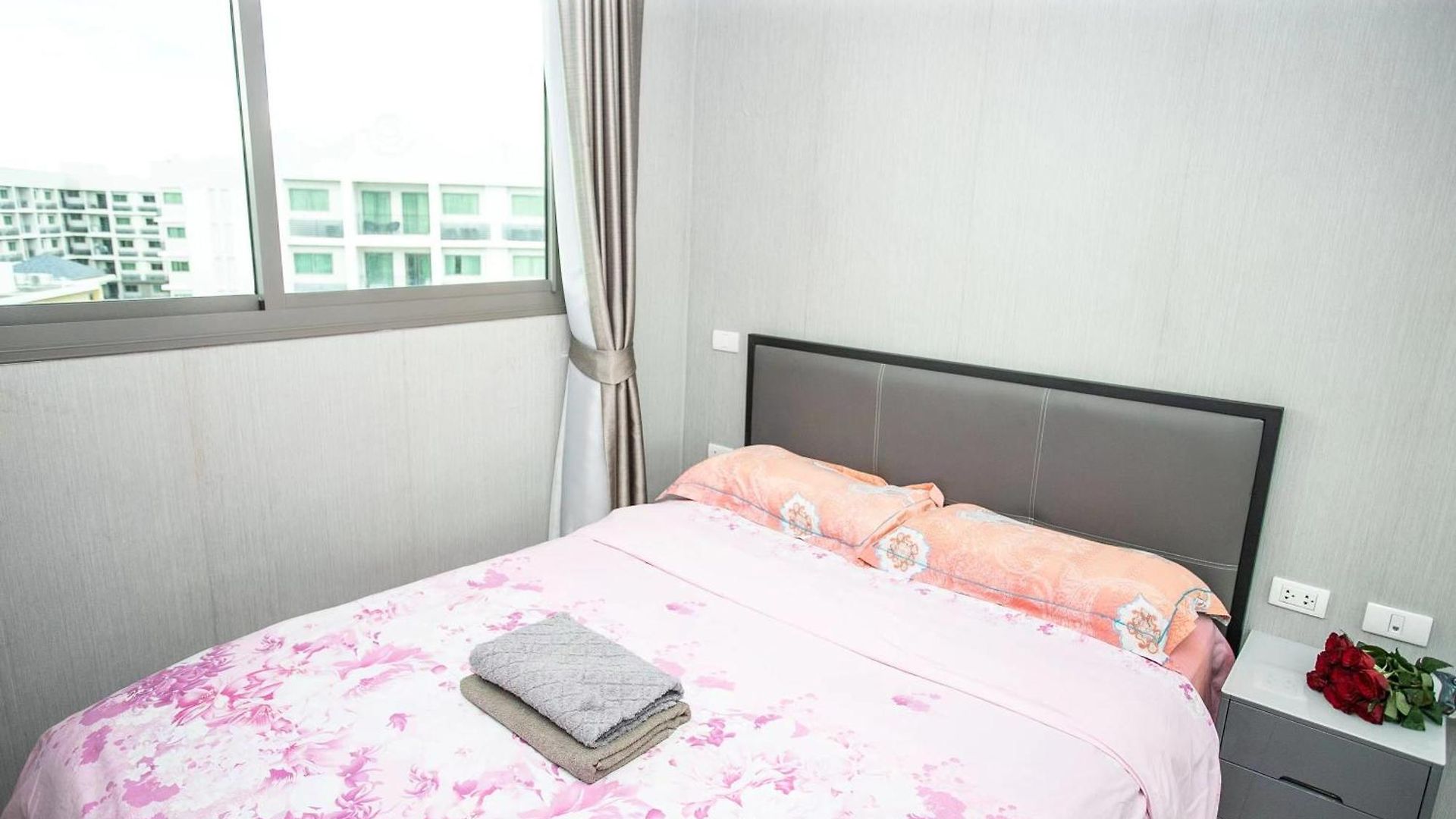 อพาร์ทเม้น Arcadia Mainland *