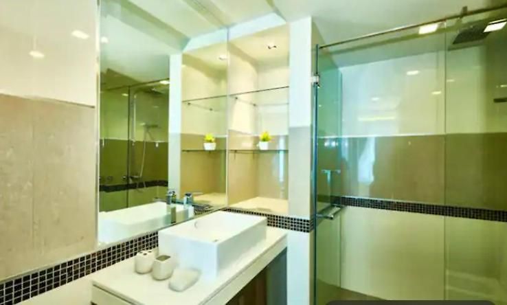 Sea View 1bedroom Wong Amat Tower 3312