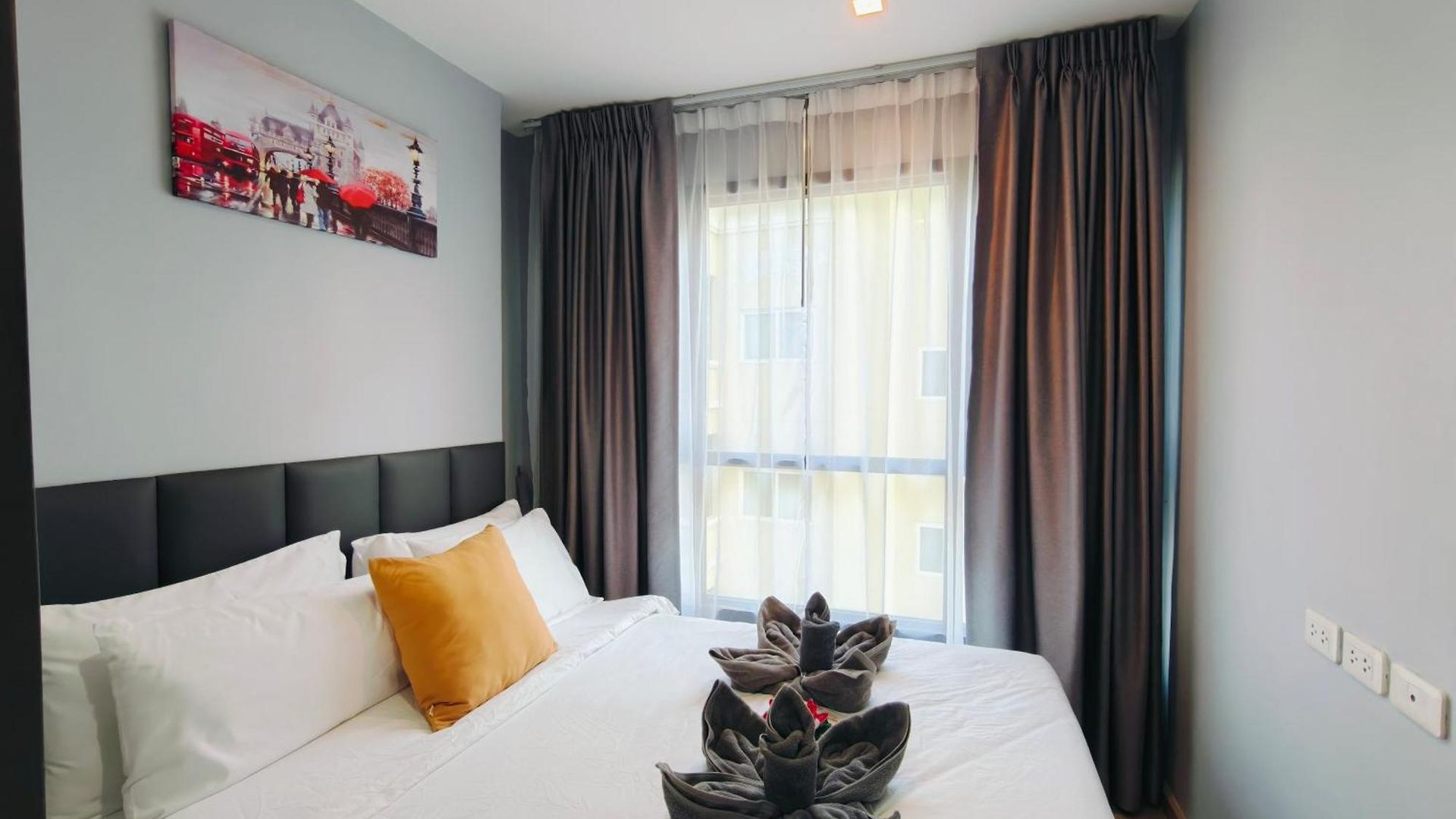 Apartment The Base 2 Bedrooms *