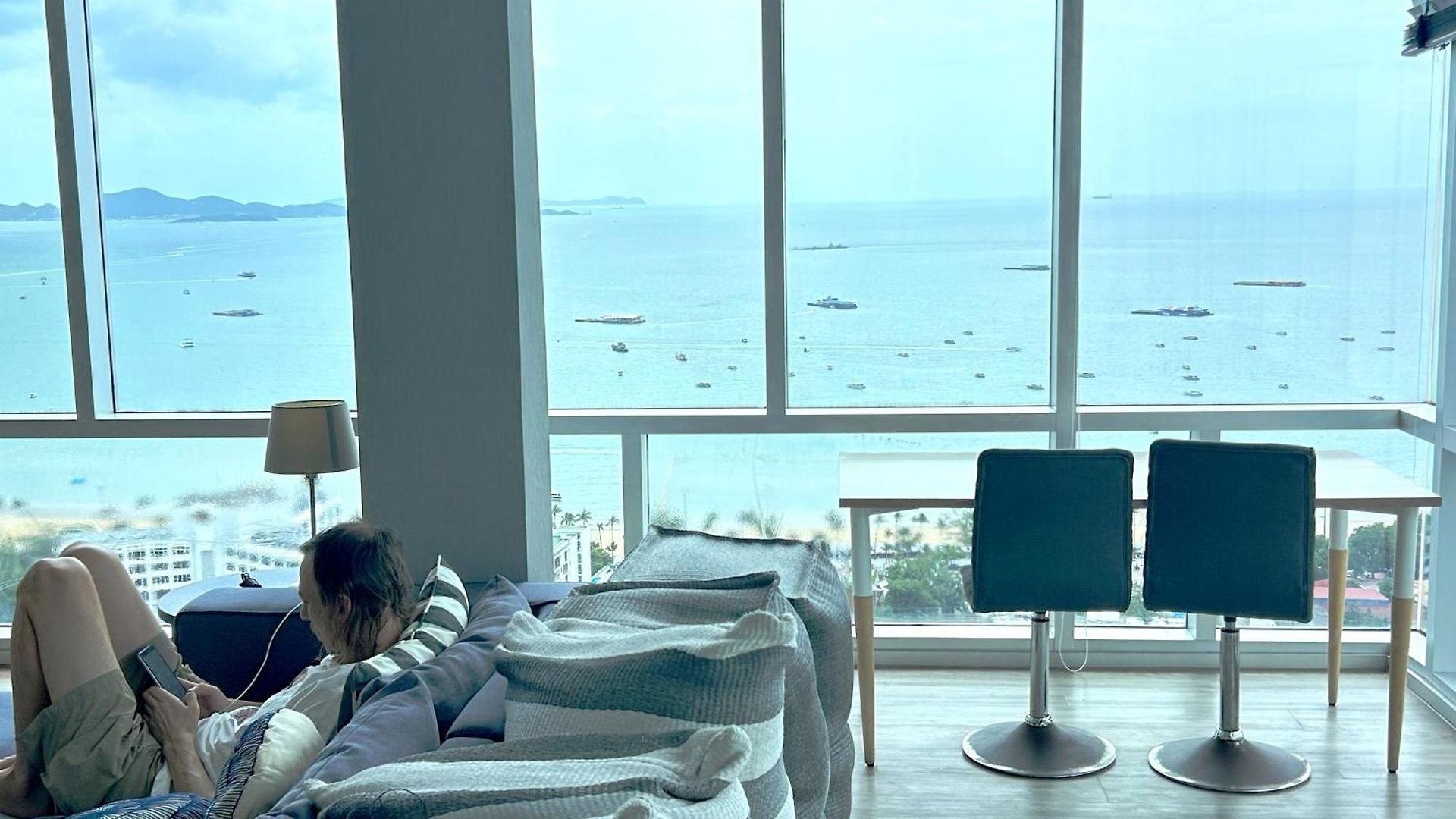 อพาร์ทเม้น Centric Sunset Pattaya